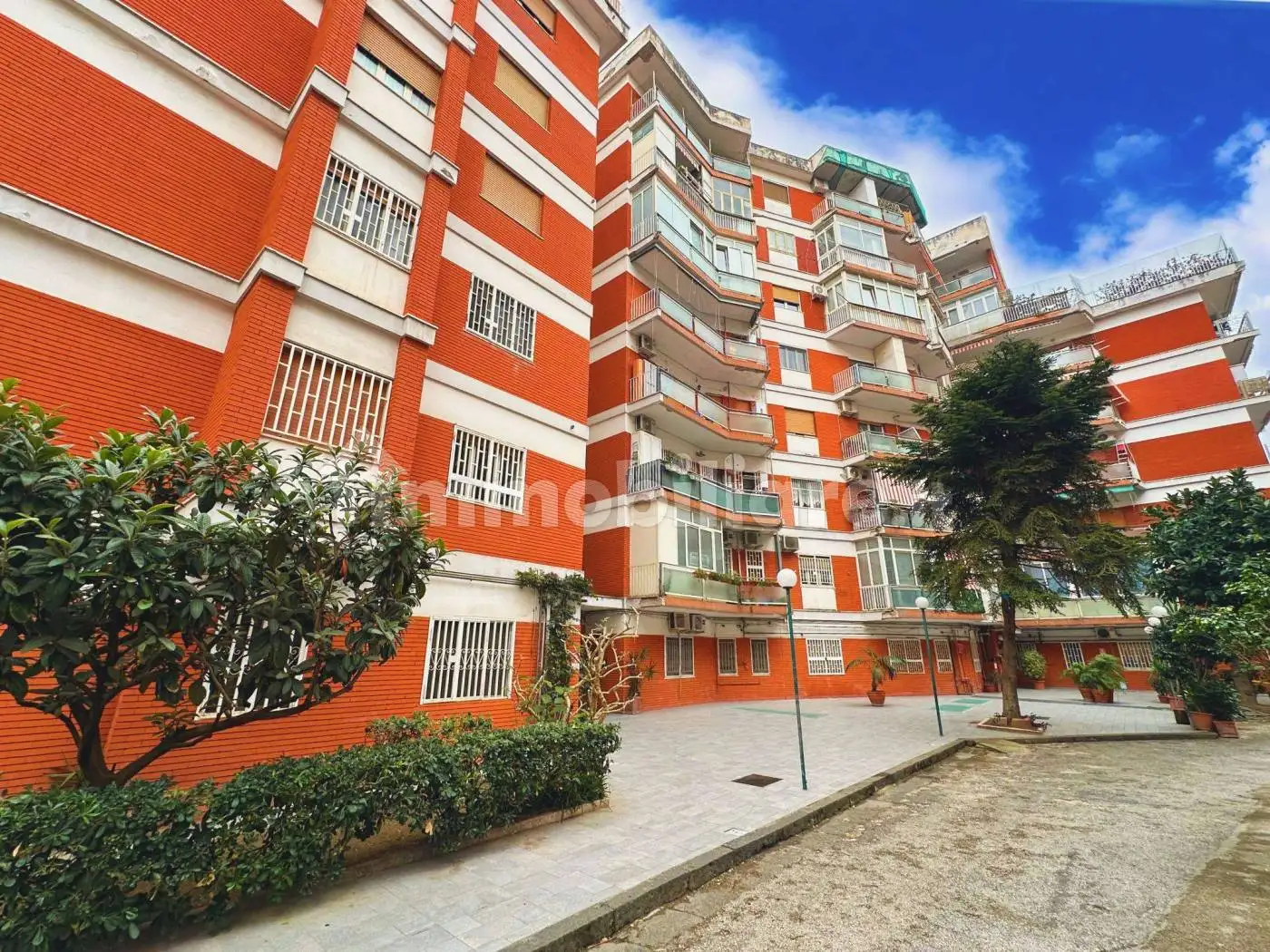 Appartamento in vendita a Napoli