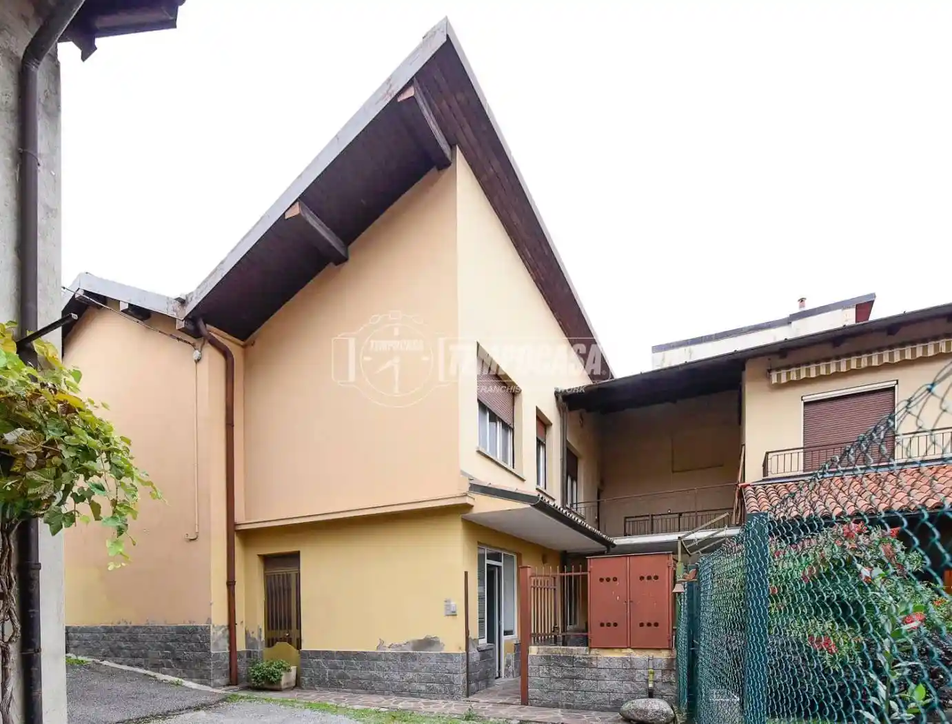 Villa in vendita a Erba