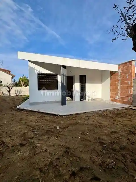 Villa in vendita a Ardea