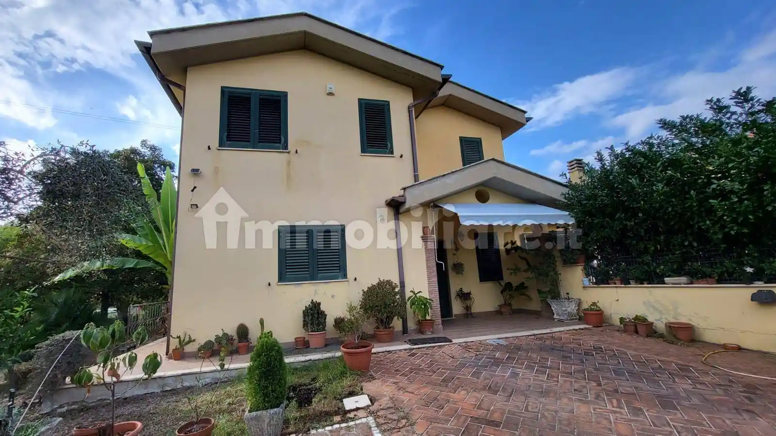 Villa in vendita a Cisterna di Latina