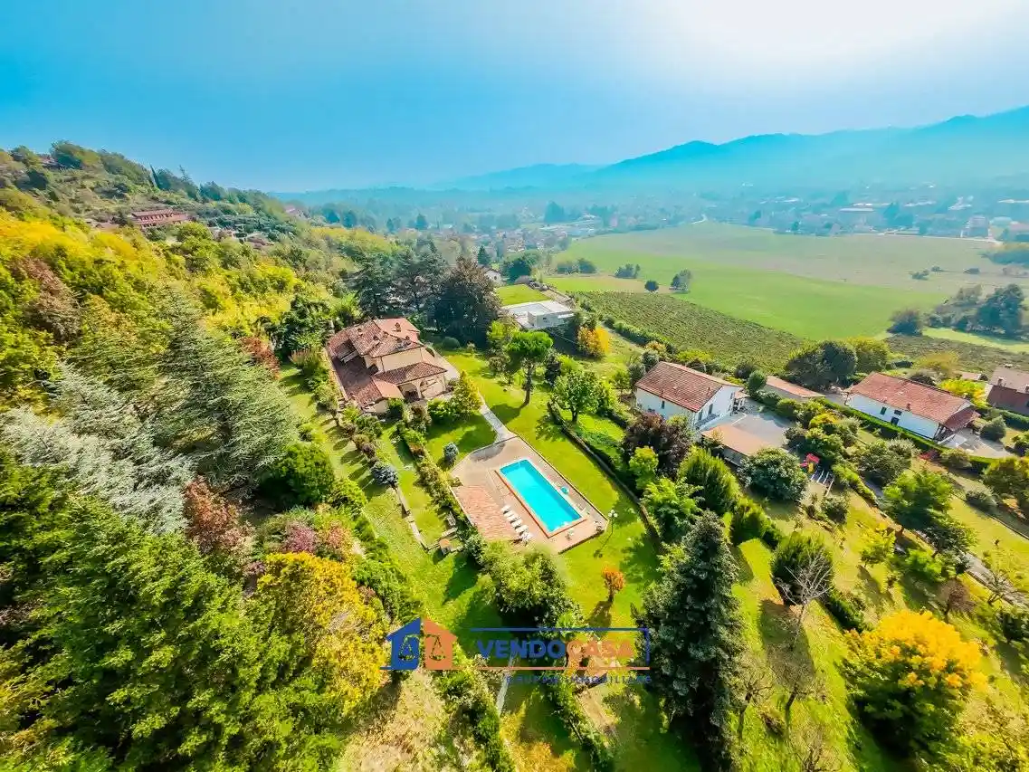 Villa in vendita a Acqui Terme