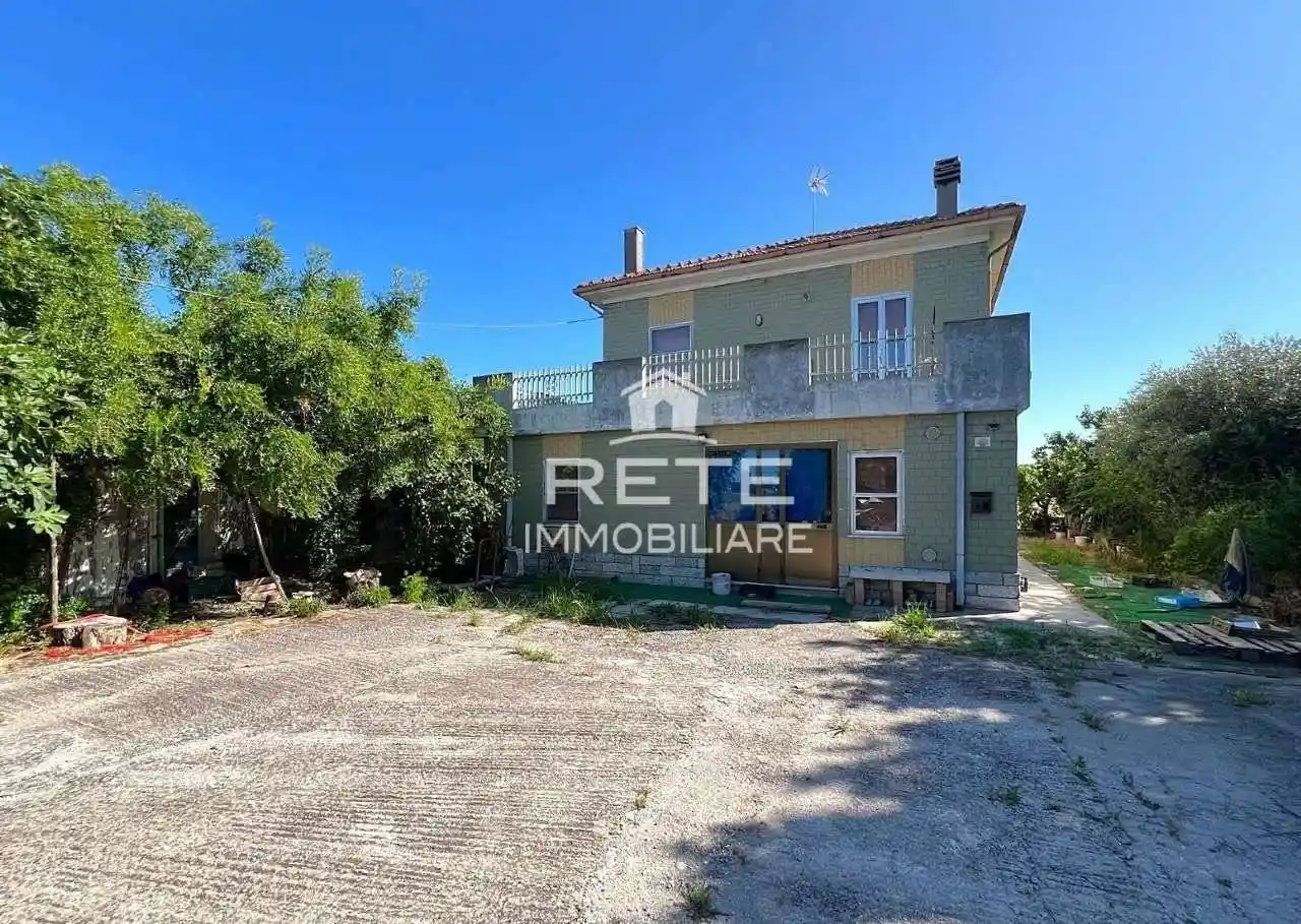Villa unifamiliare, buono stato, 250 m², Torre Pedrera, Rimini - foto 2