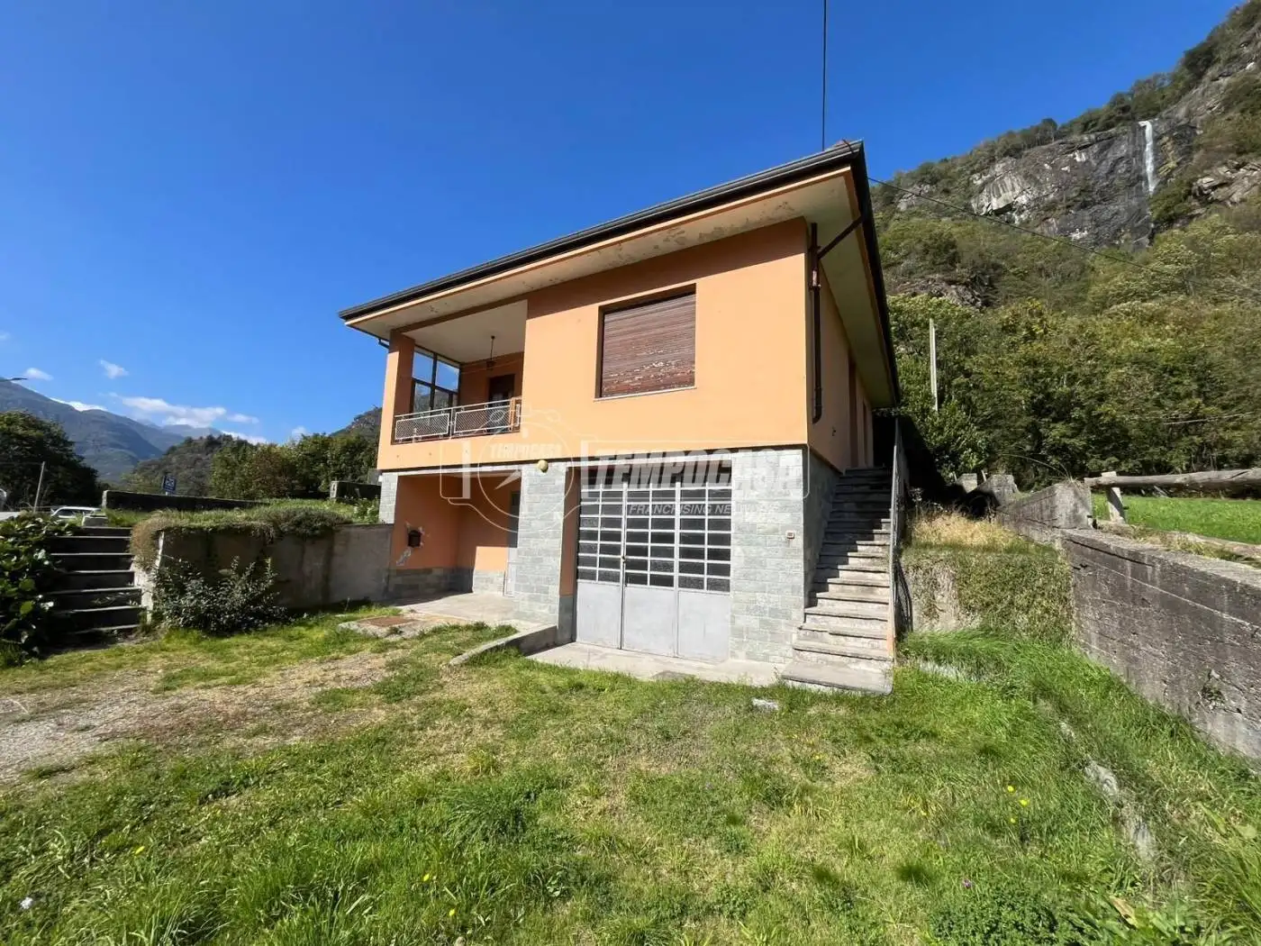 Villa in vendita a Pont-Canavese
