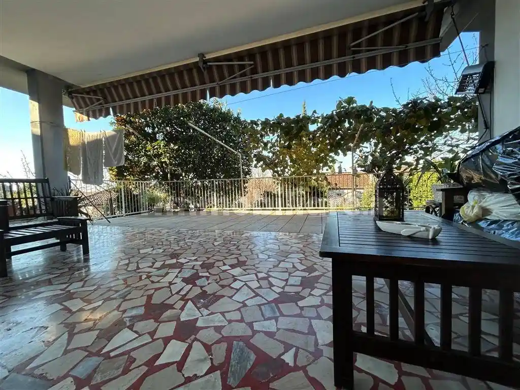 Villa in vendita a Massa