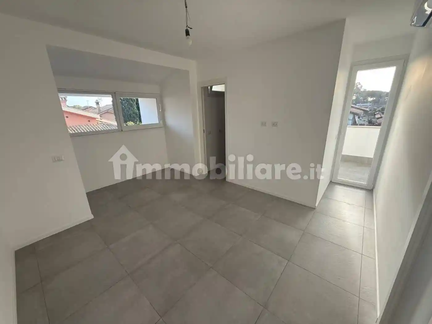 Trilocale via Italo Montemezzi, Infernetto, Roma - foto 2