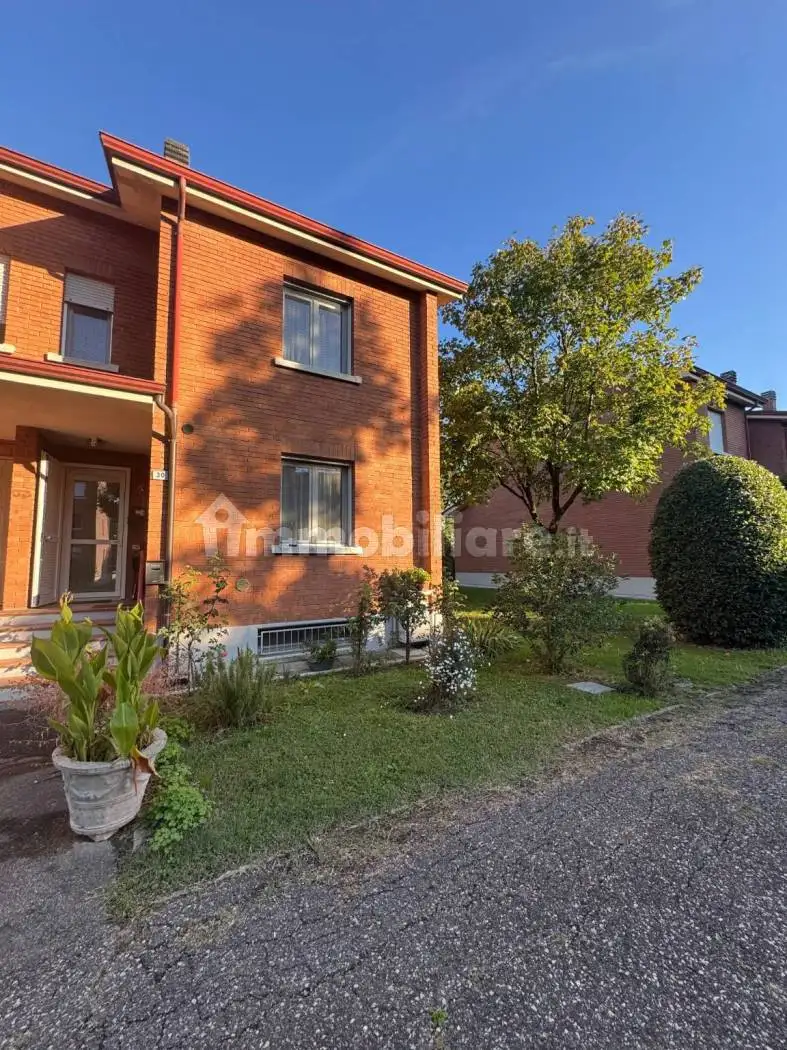 Villetta a schiera in vendita a Bibbiano