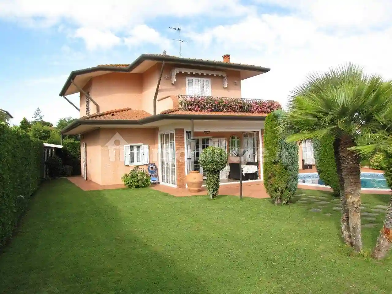 Villa - foto 2
