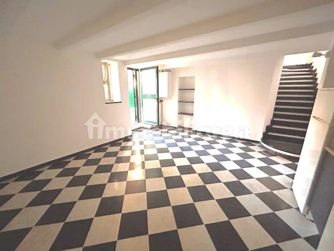 Appartamento in affitto a Genova