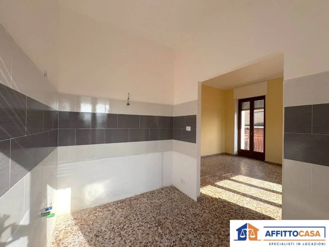 Trilocale buono stato, secondo piano, Centro, Carmagnola - foto 5