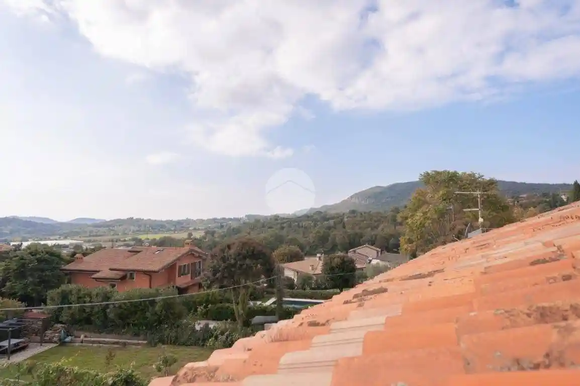 Appartamento in vendita a Costermano sul Garda