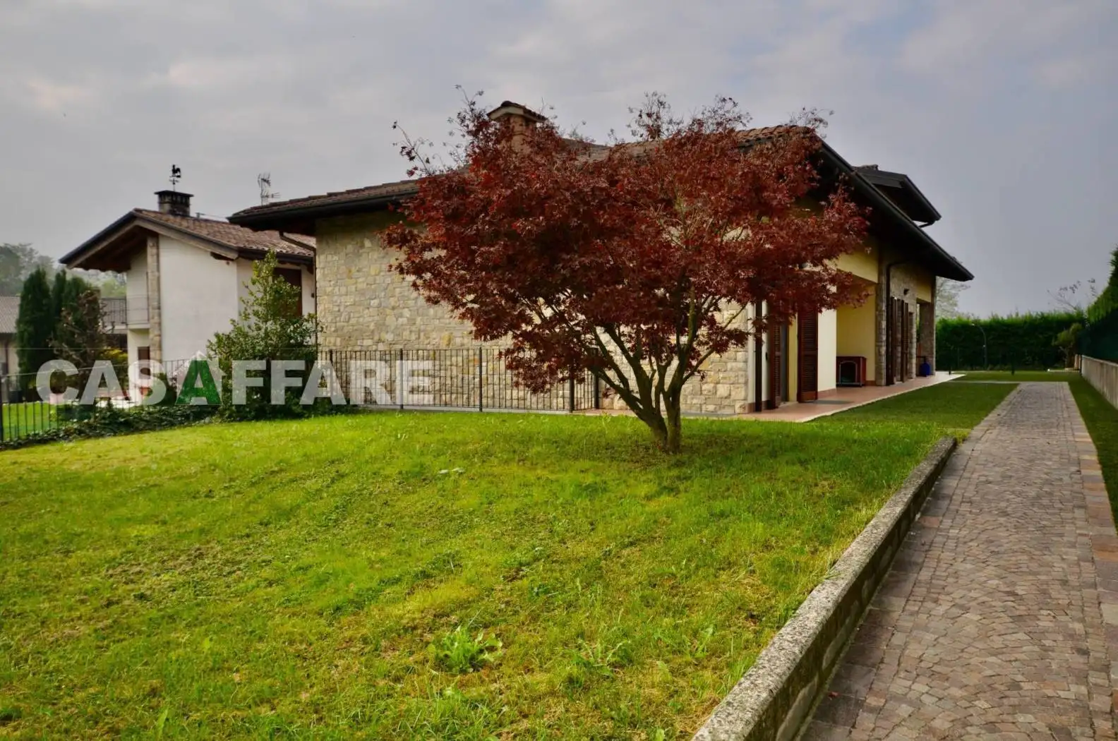 Villa in vendita a Albano Sant'Alessandro