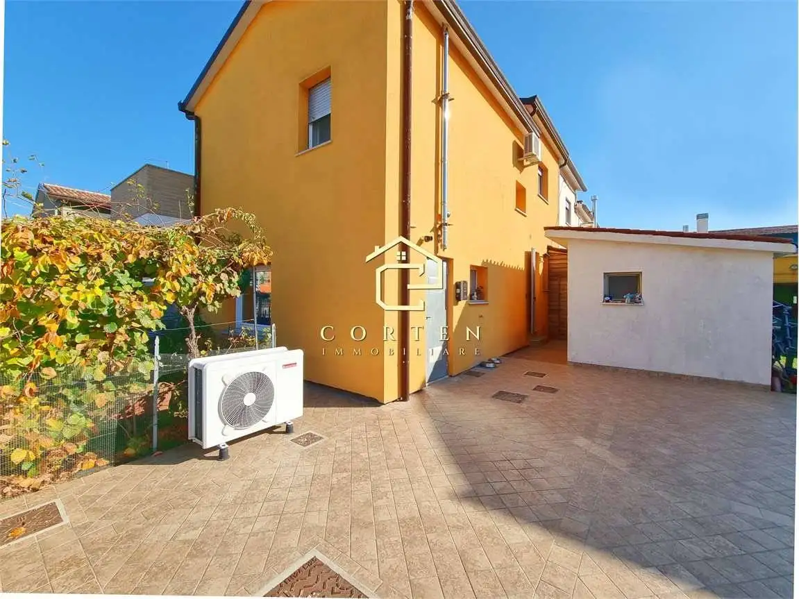 Villa bifamiliare via Martiri Di Cefalonia, Centro, Bagnoli di Sopra - foto 4