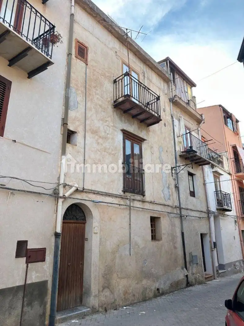 Casa indipendente in vendita a Gratteri