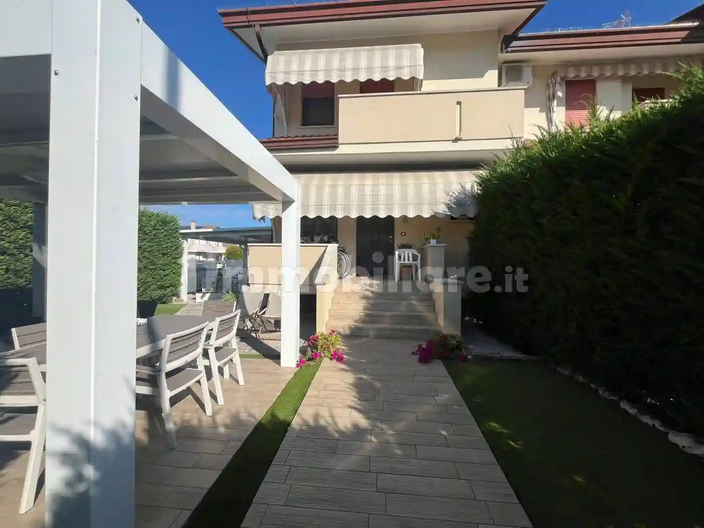 Villetta a schiera - foto 2