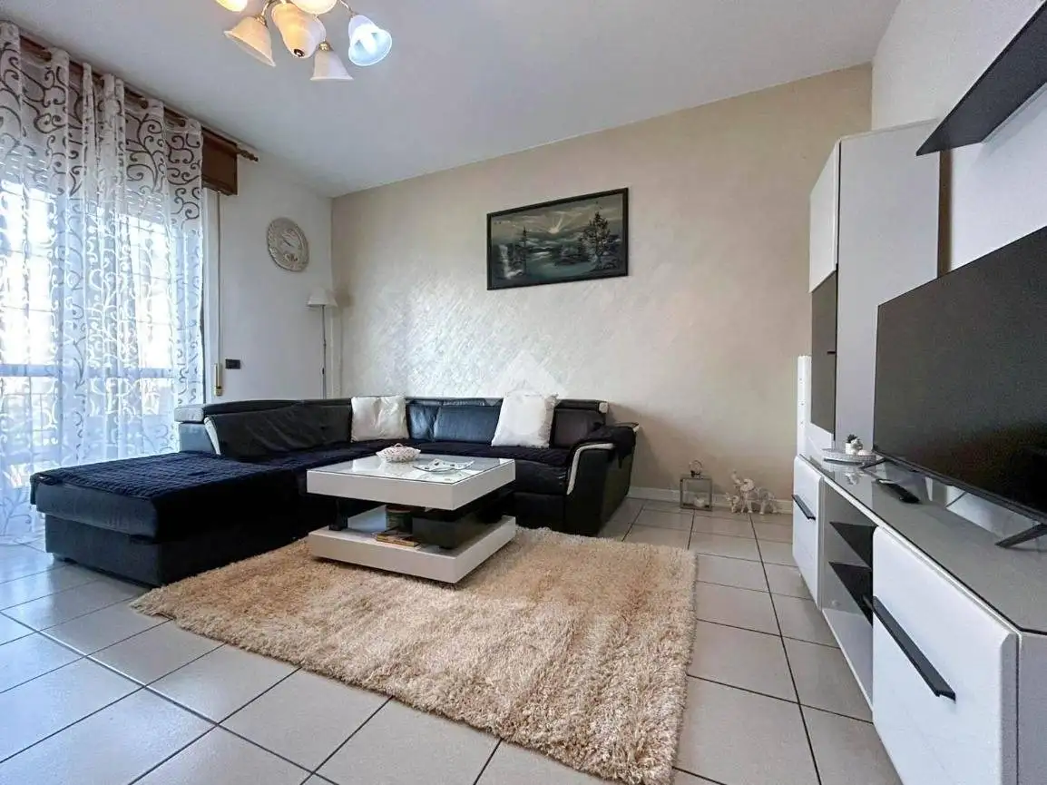 Trilocale via Lombardia 11, Centro, Bagnolo Mella - foto 3