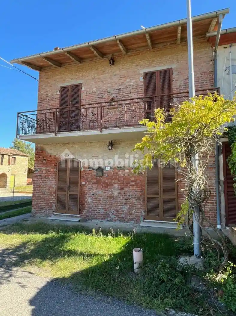 Casa indipendente in vendita a Cortona