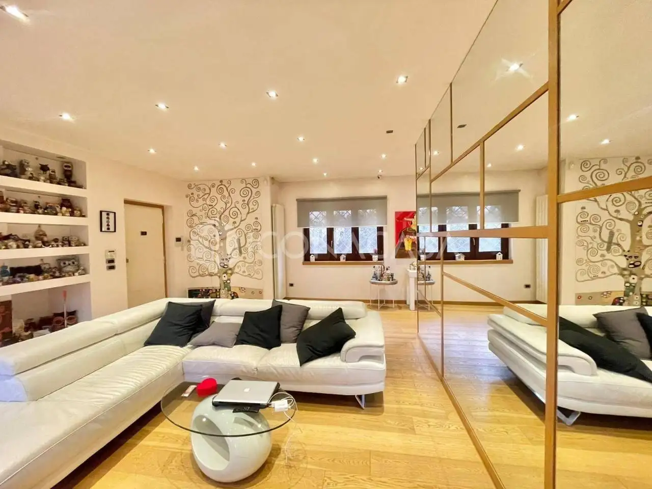 Villa in vendita a Giugliano in Campania