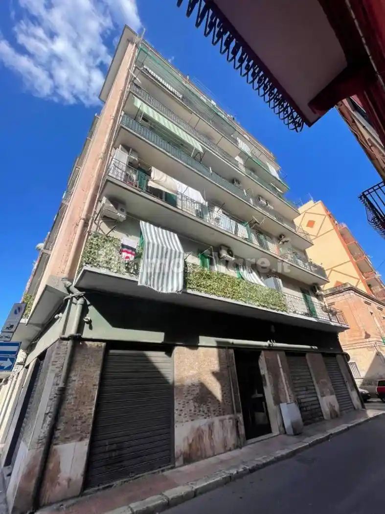Appartamento in vendita a Taranto