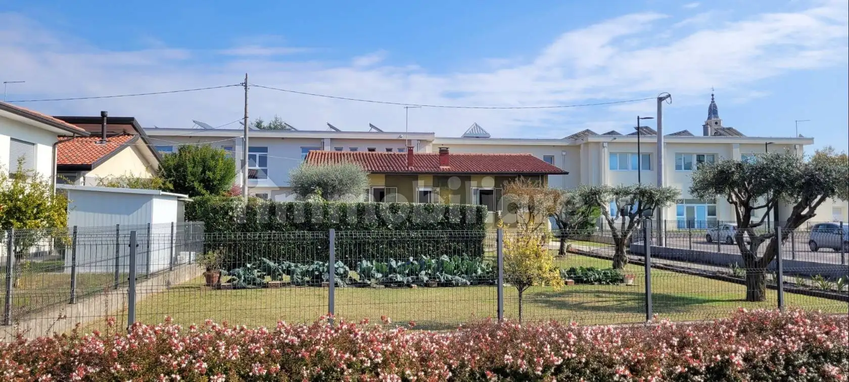 Villa in vendita a Rosà