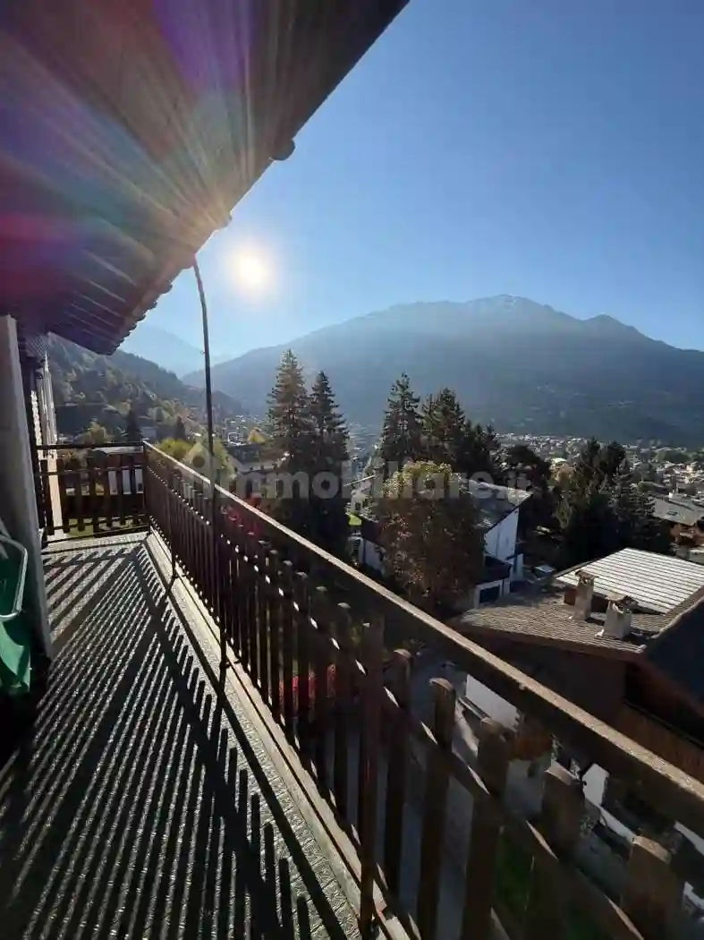 Trilocale via Monte Reit 9, Centro, Bormio - foto 4