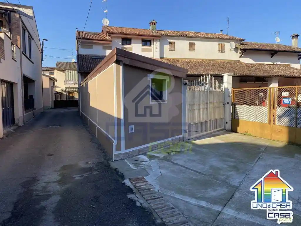 Villa a schiera via DANTE ALIGHIERI,14, Cremosano - foto 2