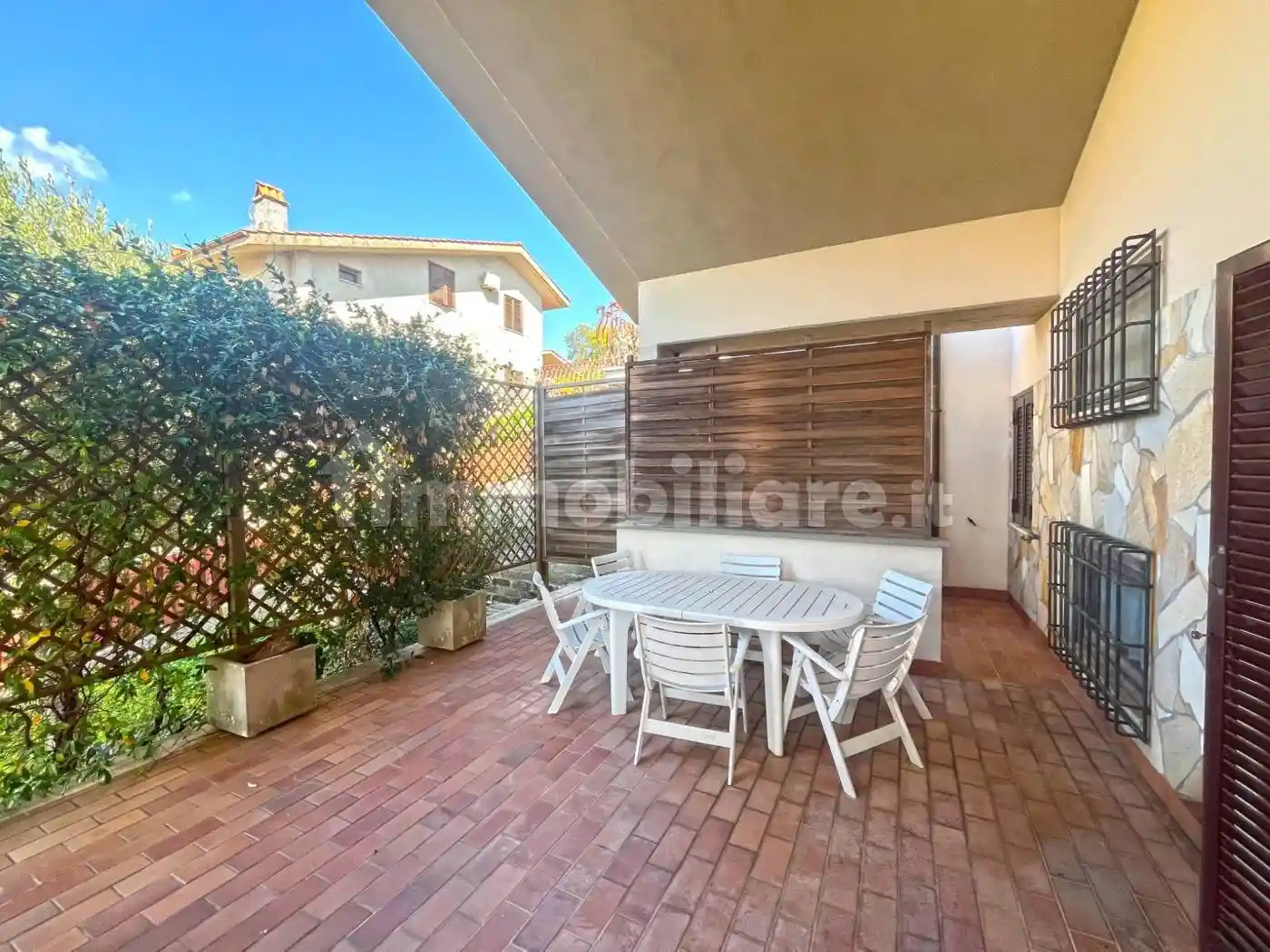 Villa in vendita a Castelnuovo di Porto