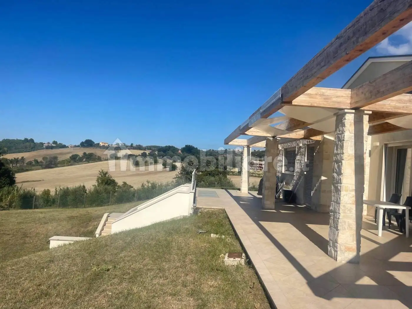 Villa unifamiliare, ottimo stato, 204 m², Centro, Camerano - foto 3