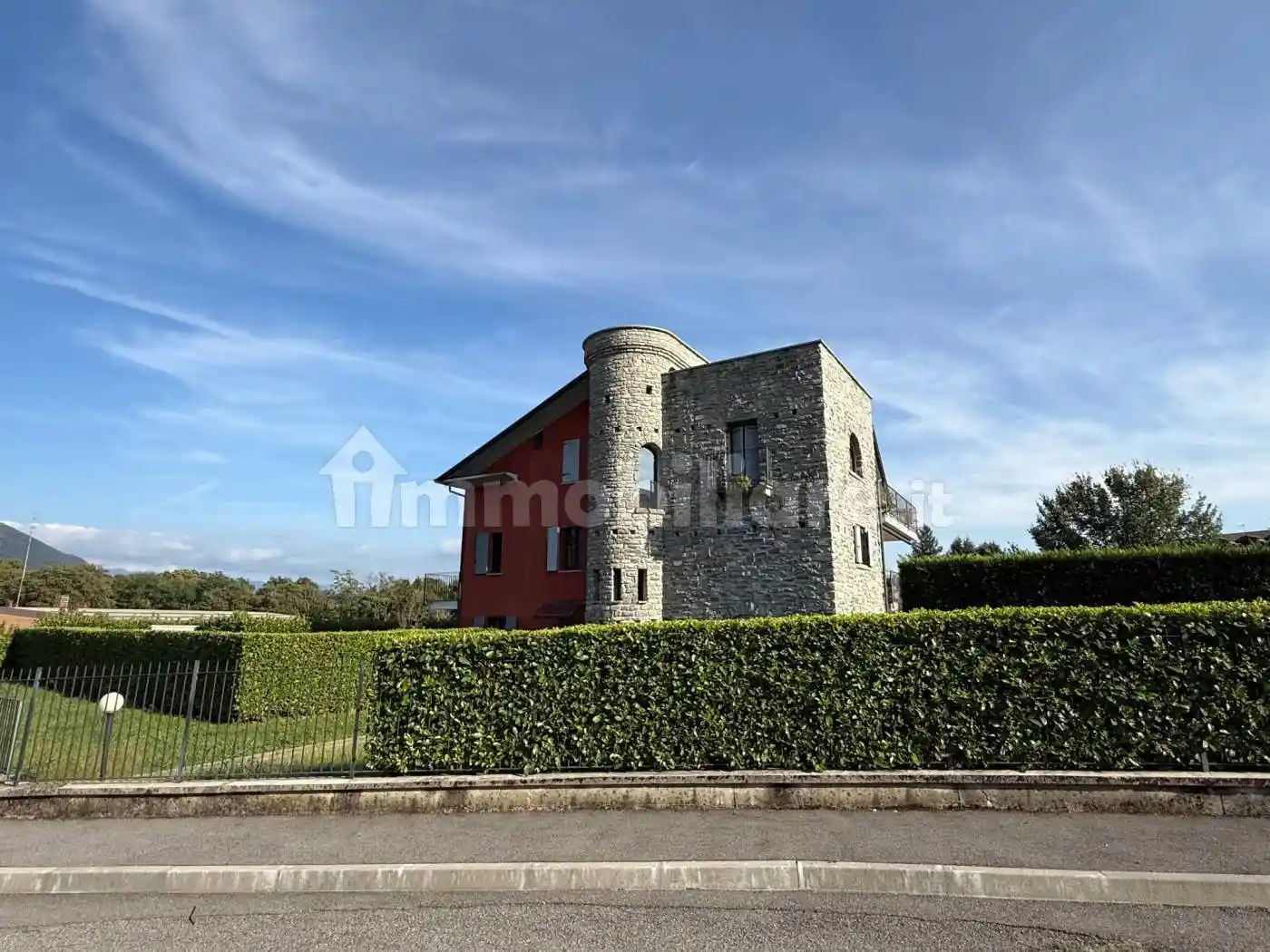 Appartamento in vendita a Erba