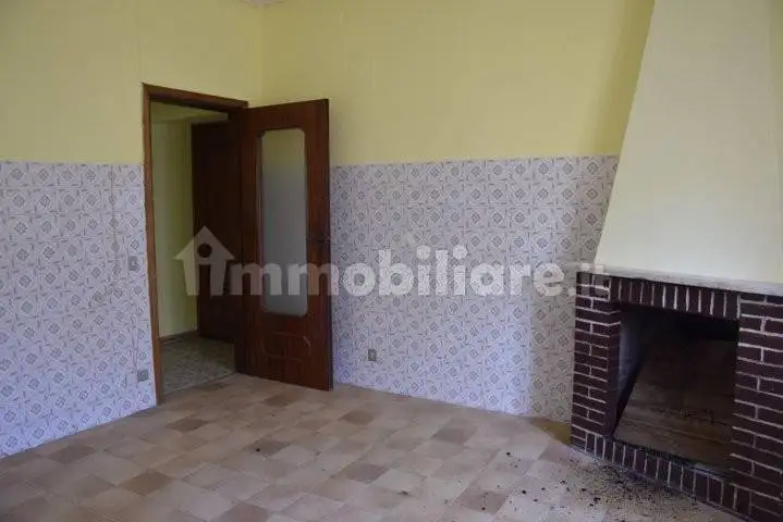 Trilocale via Olmo, Casali, Castelnuovo Parano - foto 4