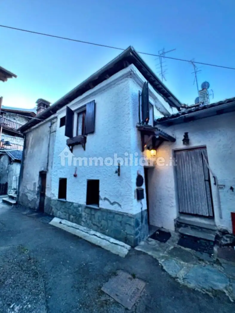 Casa indipendente in vendita a Challand-Saint-Anselme