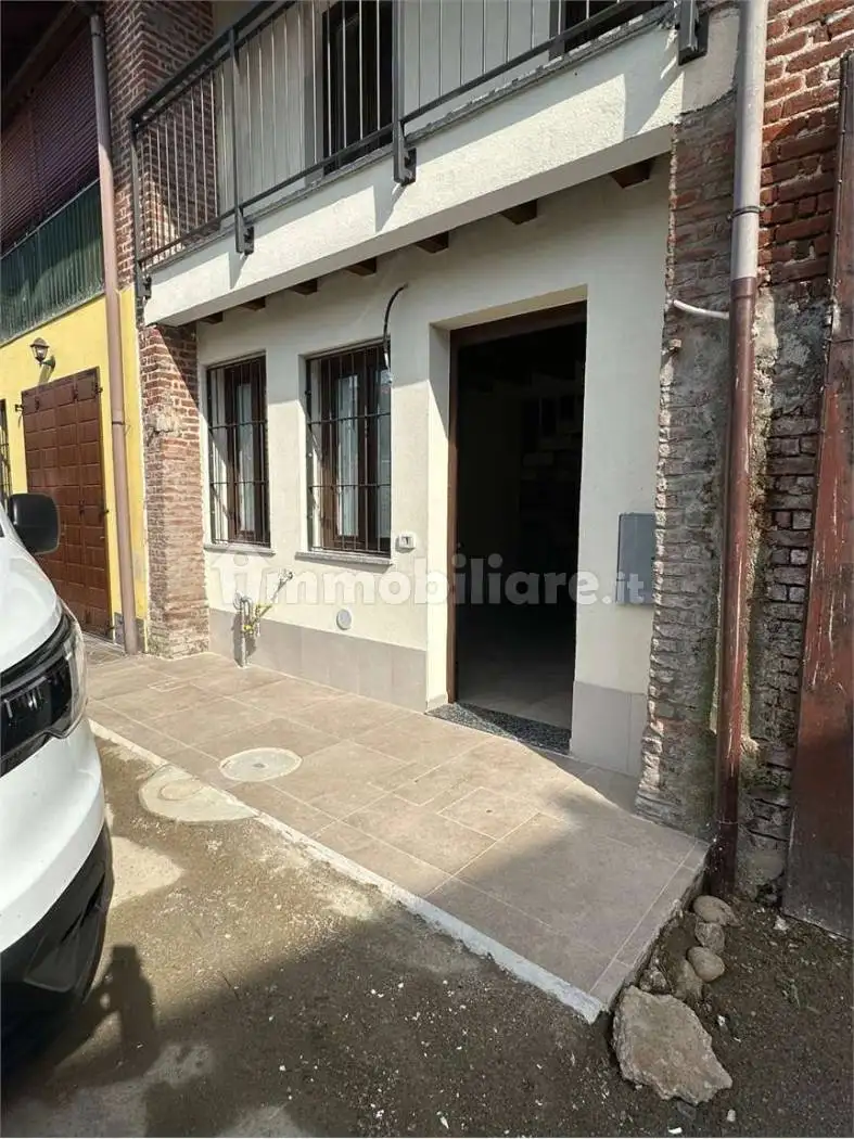 Appartamento in vendita a Robecco sul Naviglio