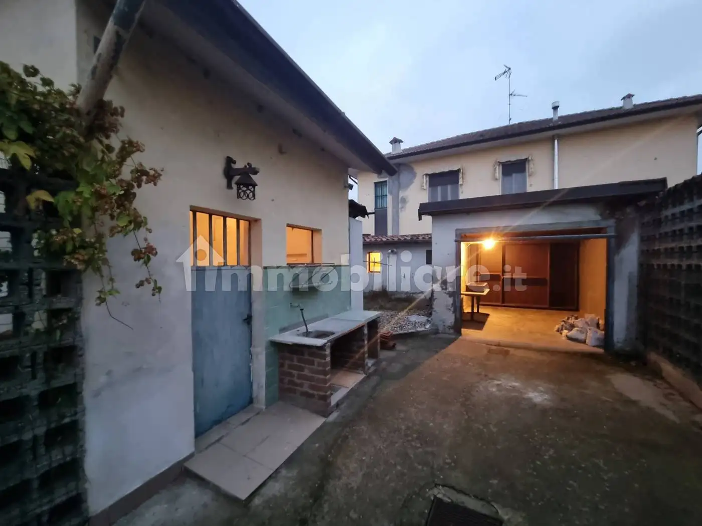 Casa indipendente in vendita a Villanova d'Ardenghi