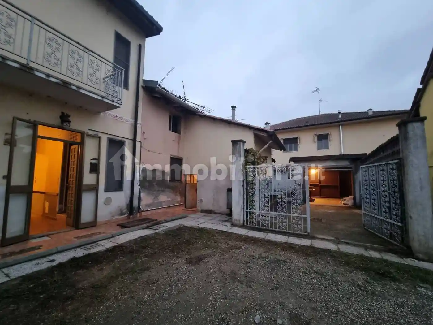 Terratetto unifamiliare 138 m², buono stato, Villanova d'Ardenghi - foto 2