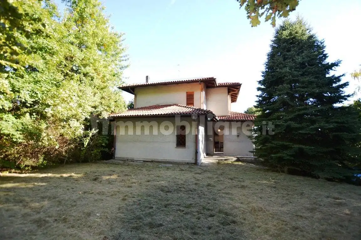 Villa in vendita a Biella