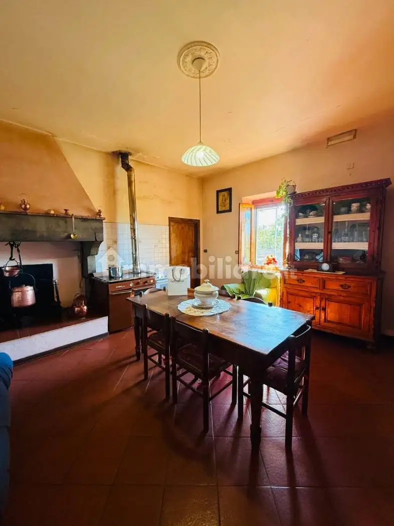 Villa in vendita a Laterina Pergine Valdarno