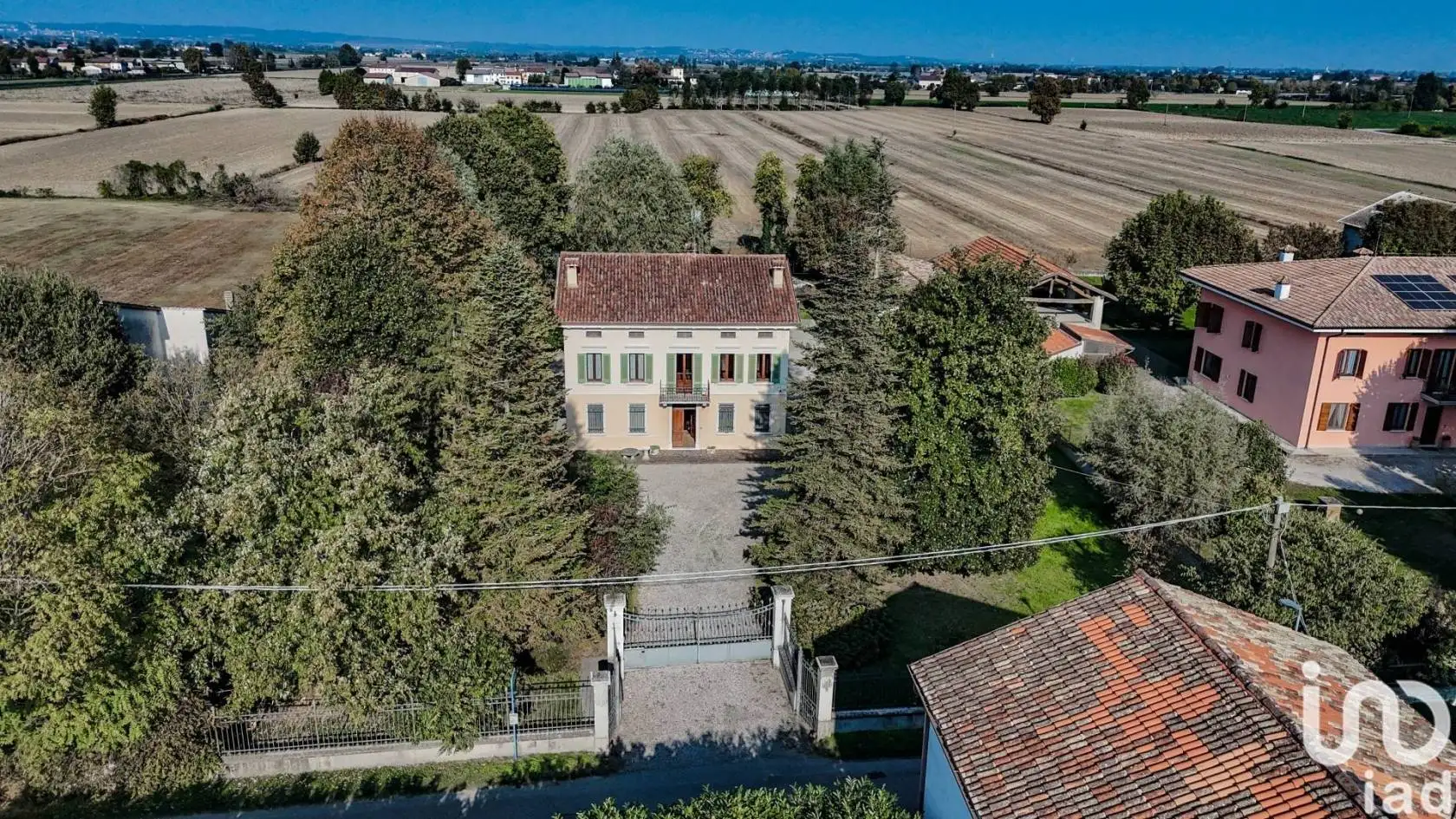 Villa in vendita a Ceresara