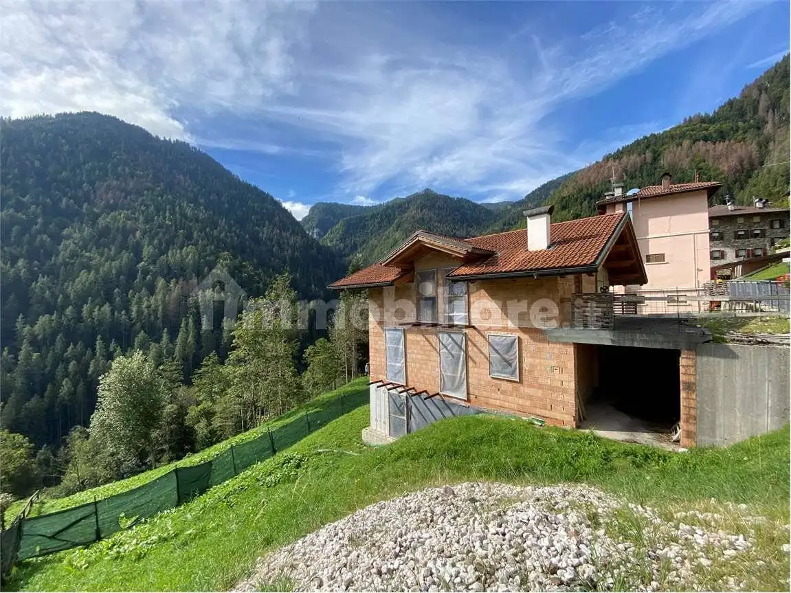 Villa in vendita a Canal San Bovo