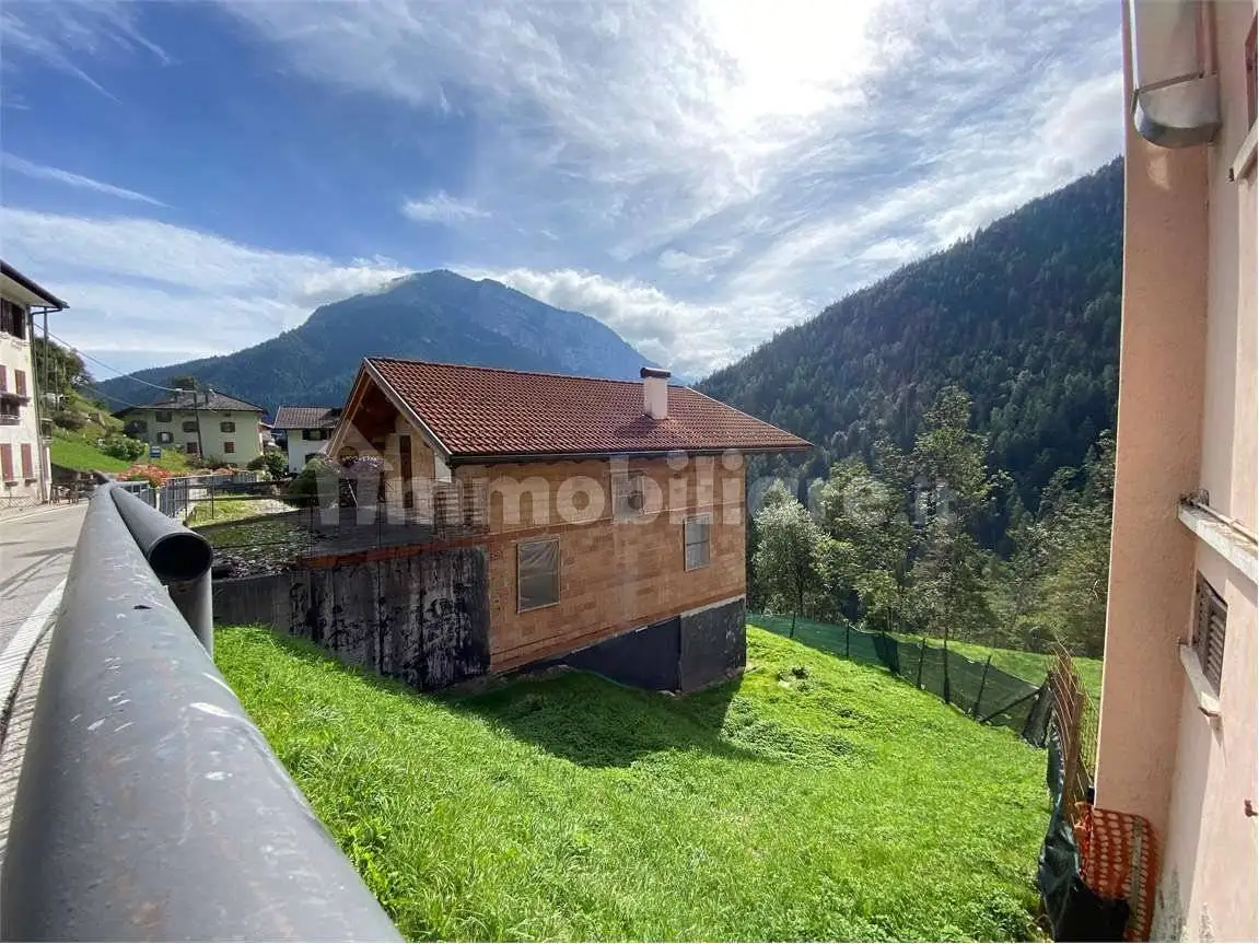 Villa unifamiliare Località Chiesa, 26, Ronco-chiesa, Canal San Bovo - foto 2