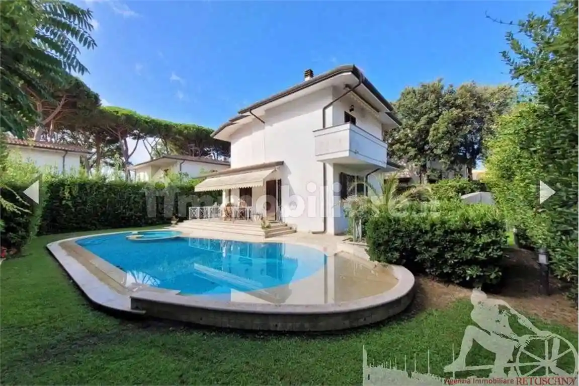 Villa in vendita a Pietrasanta