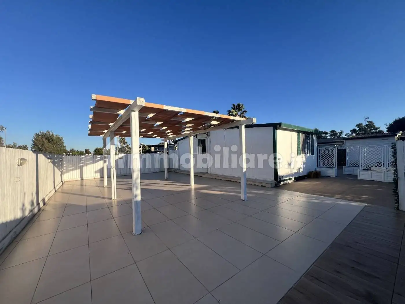 Villa in vendita a Latina