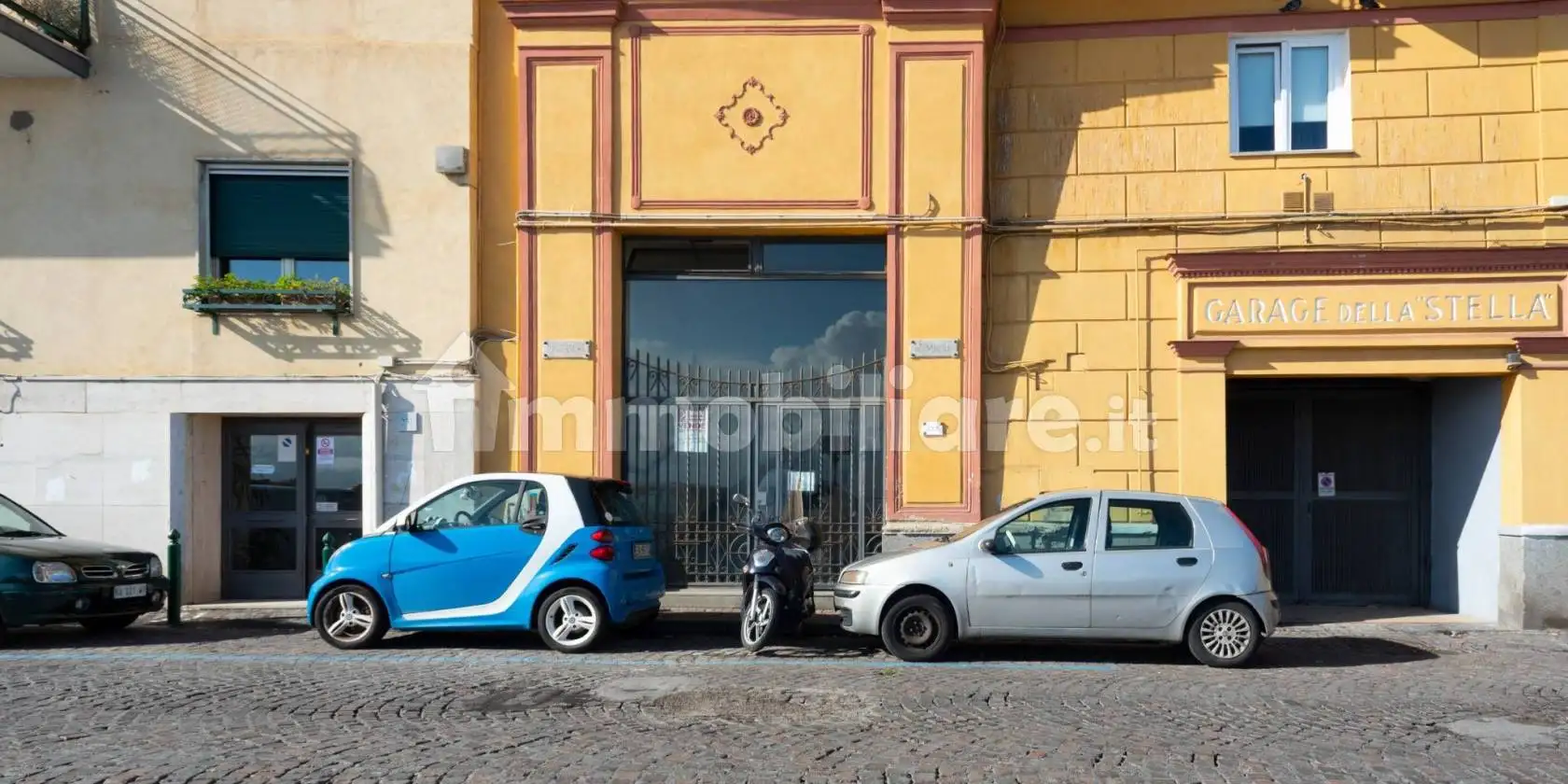 Appartamento in vendita a Napoli