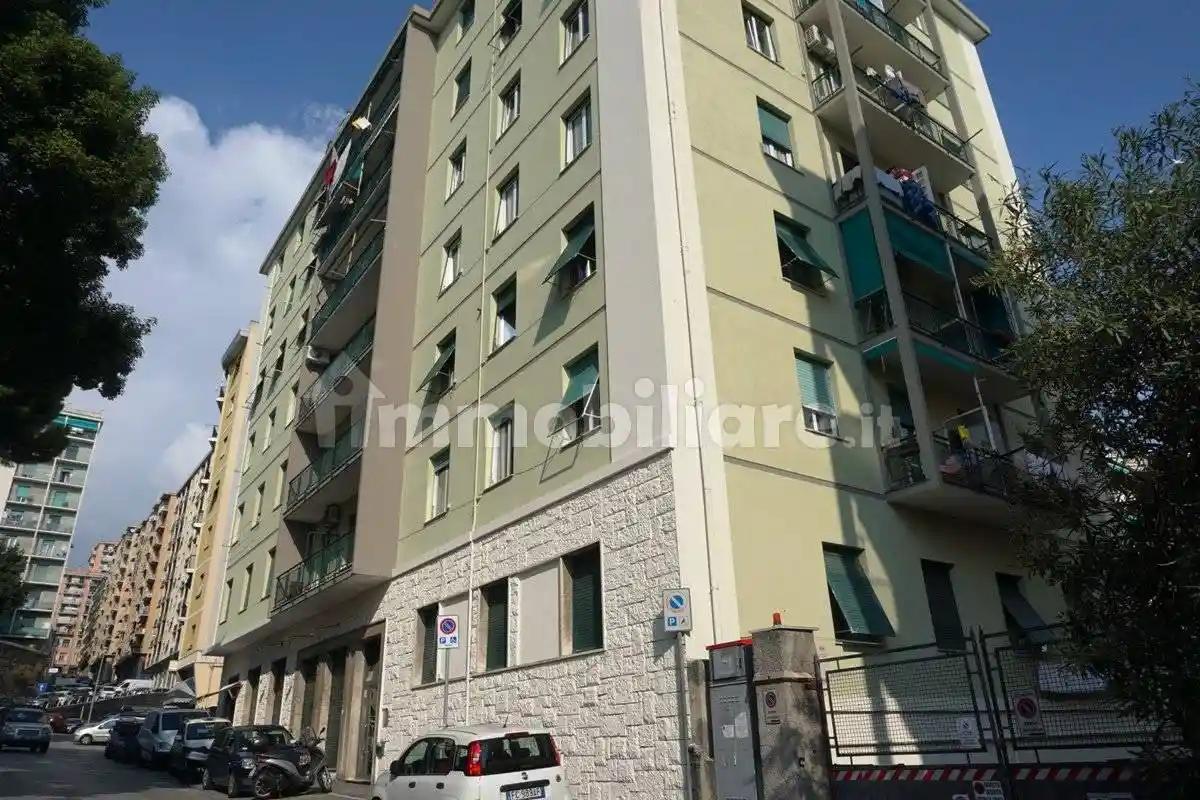 Appartamento in vendita a Genova