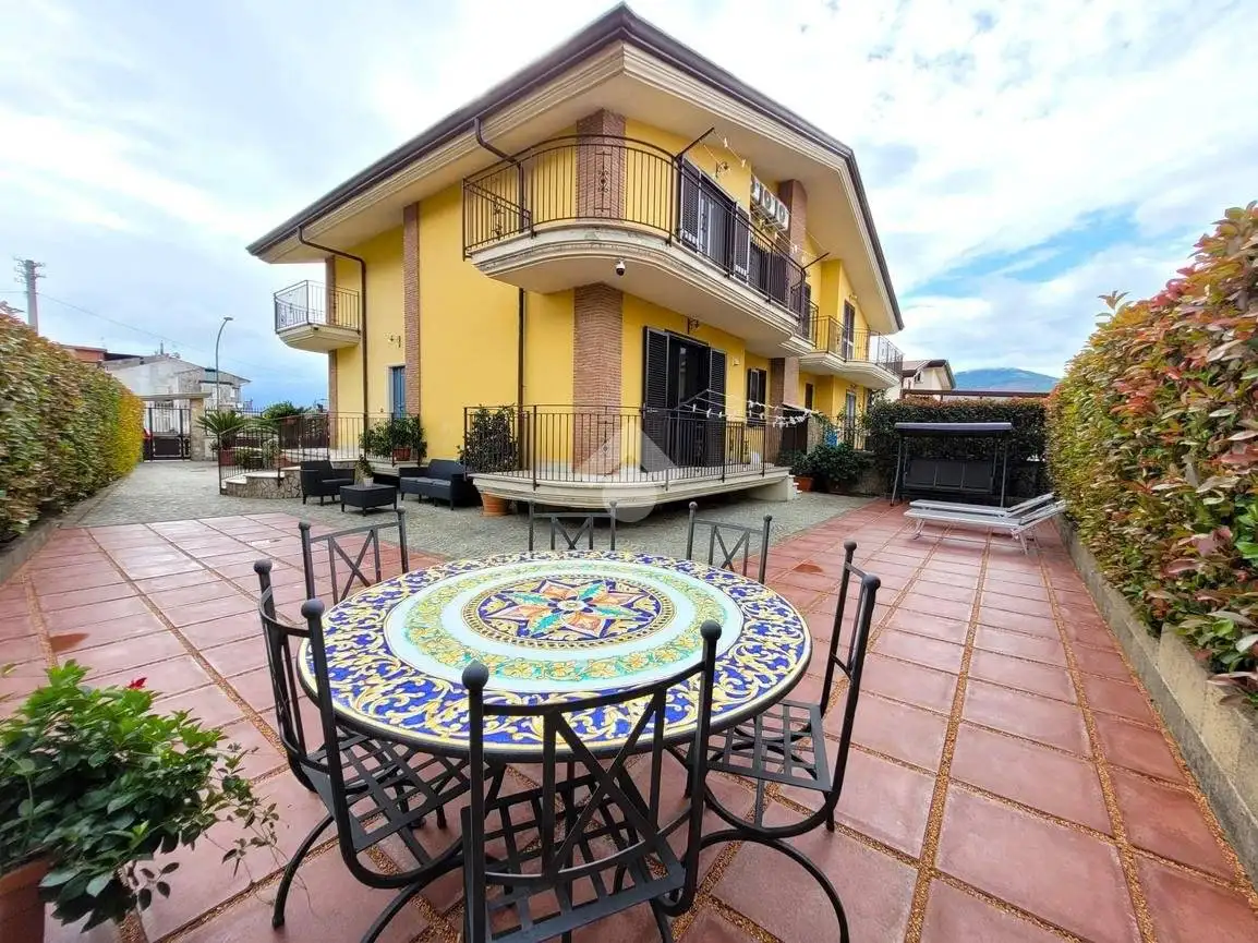 Villa in vendita a Bucciano