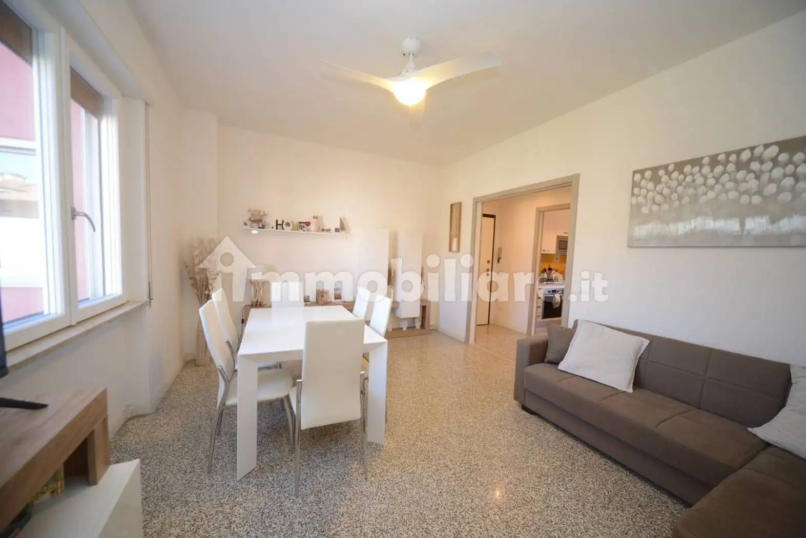 Palazzo - Edificio in vendita a Cesenatico