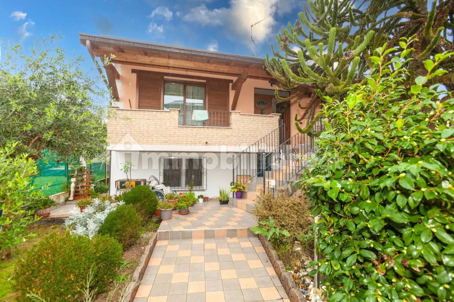 Villa in vendita a Mozzate