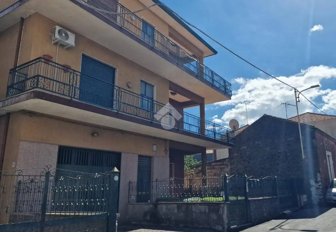 Appartamento in vendita a Aci Bonaccorsi