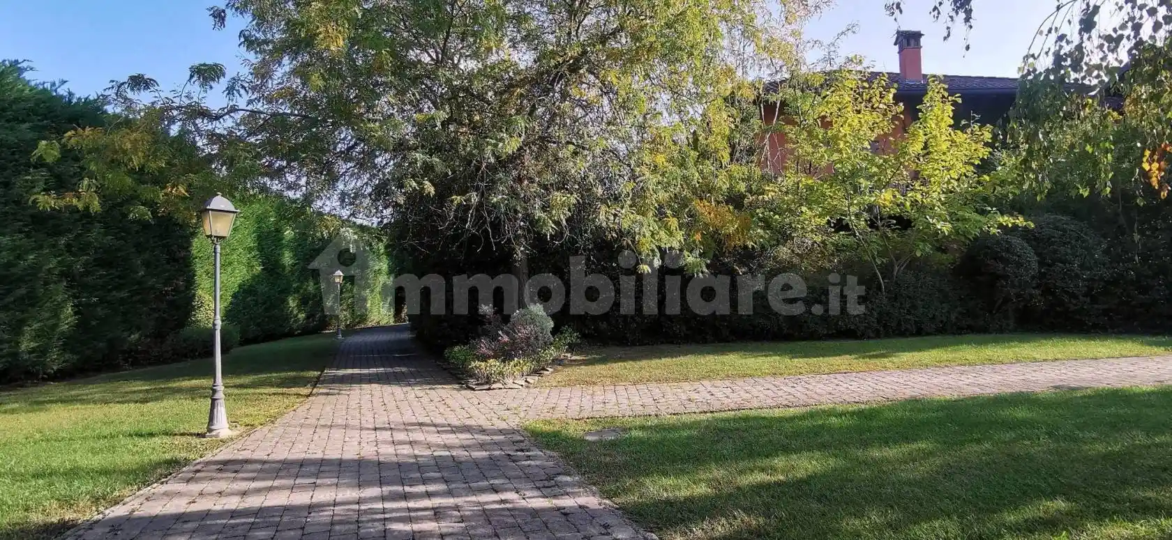 Villetta a schiera in vendita a Gazzola