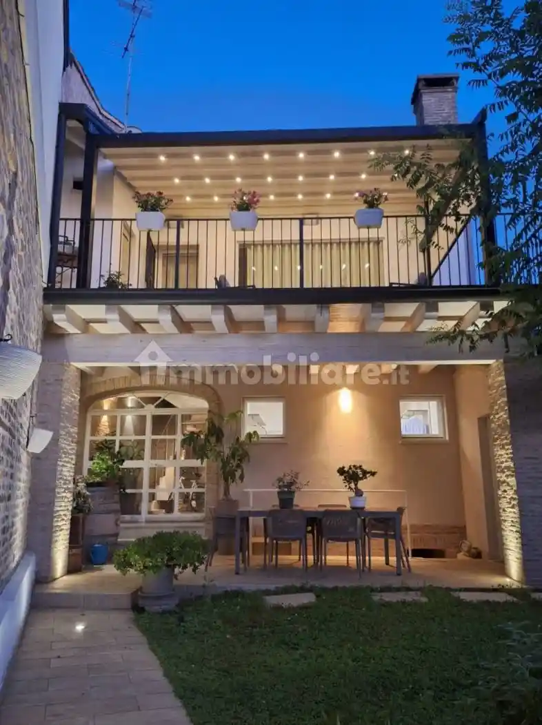 Villa in vendita a Adria