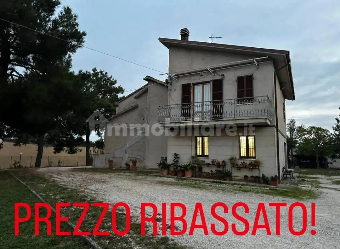 Rustico - Casale in vendita a San Marcello