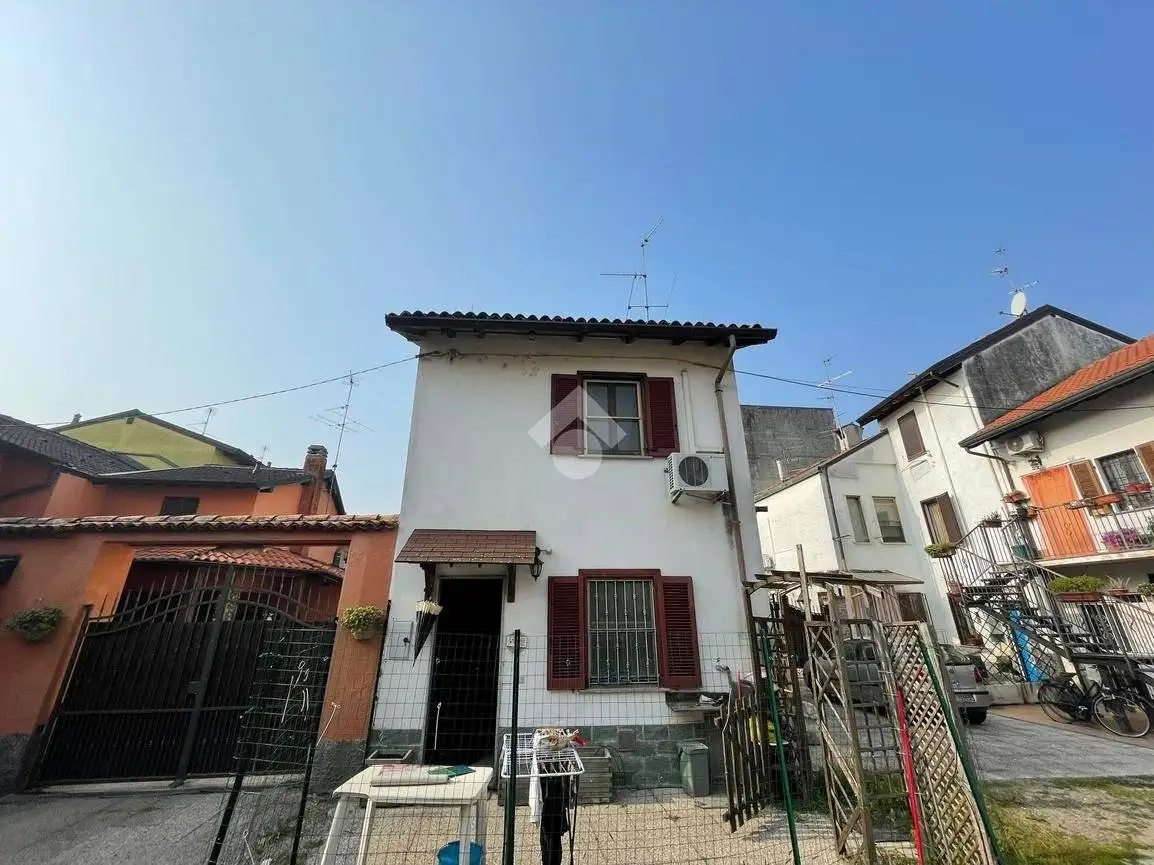 Terratetto unifamiliare via san protaso 18, Casorate Primo - foto 2